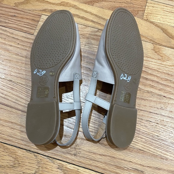 Lucky Brand CAMPBELL light Beige Taupe Leather Peep Toe Flat sling back size 8 - Picture 14 of 15
